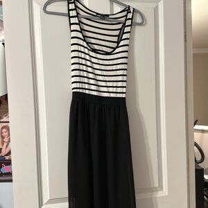 Brand new forever 21 maxi dress